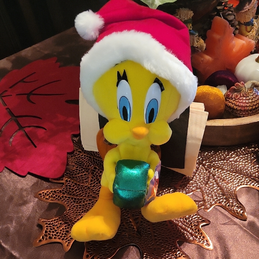 Warner Bros. Tweety Bird Plush with Green Ornament